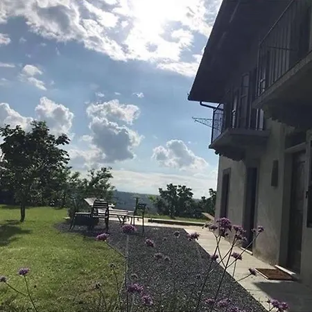 Hébergement de vacances Cascina Linét Novello