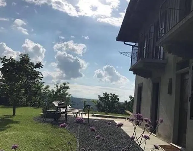 Casa vacanze Cascina Linét Novello